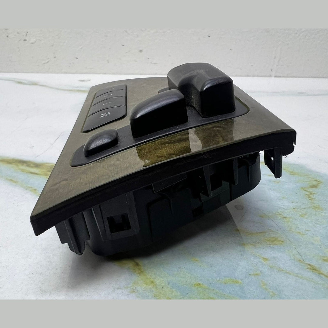 Mercedes Front Left Seat Switch Control Panel A2048701579 W204 C-Class C63 AMG