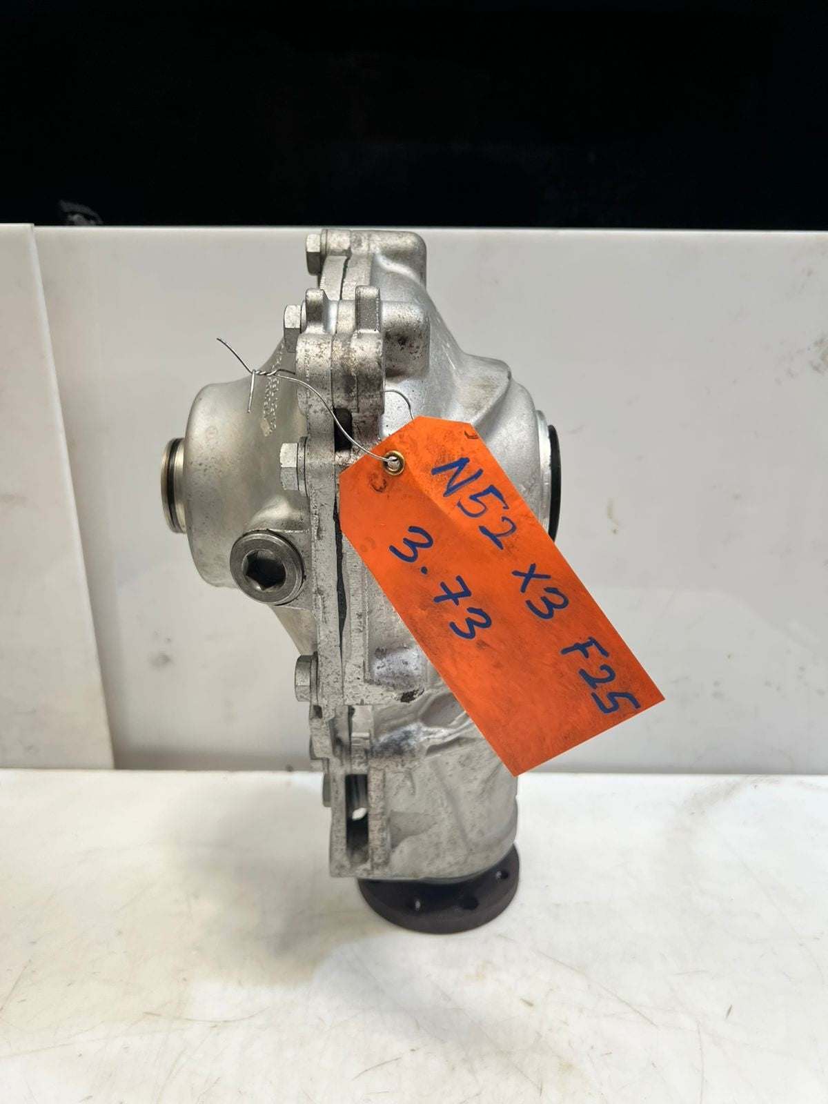 2011-2017 BMW X3 F25 and X4 F26 N52 Front Differential 7592001 RATIO 3.73 OEM