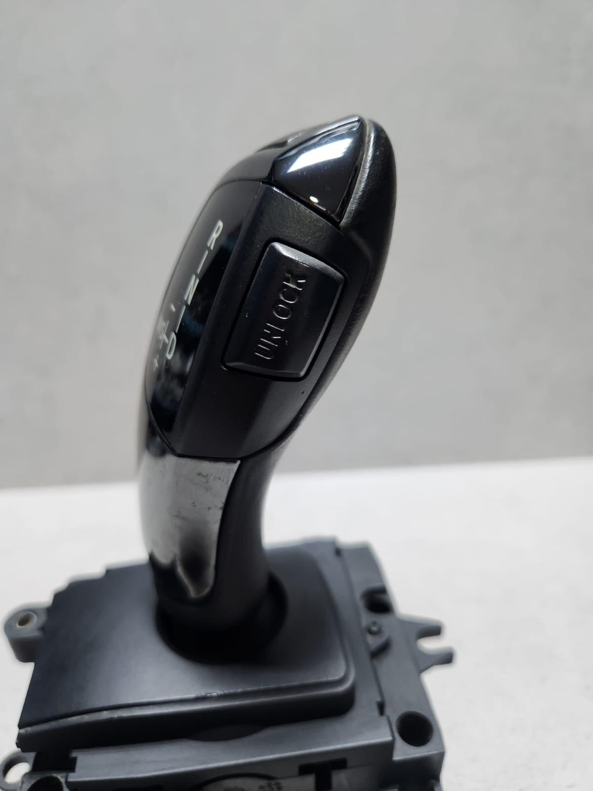 BMW Gear Selector Switch 9218104 5 Series F10 and 7 Series F01 F02 F03 RHD 