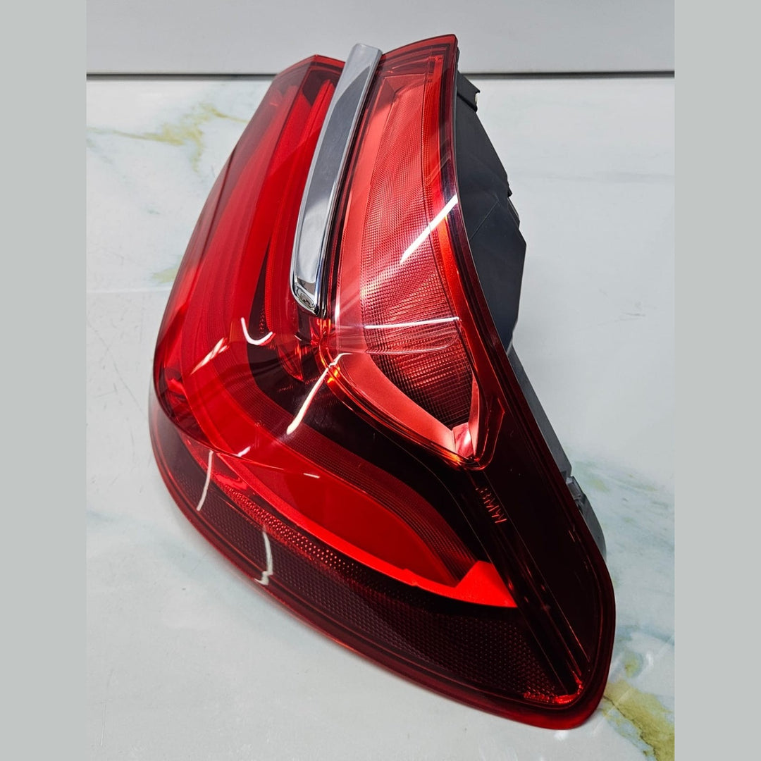 2017 BMW 740i G11 G12 Rear Tail Light Right Side ECE 7342964 OEM