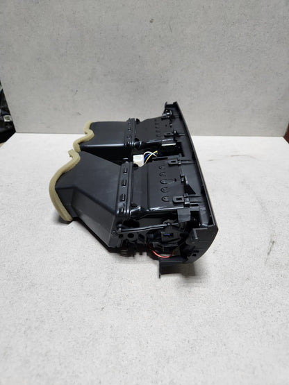 BMW Center Dash Air Vent 9209136 F10 F11 F12 F10 F11 F12 AFTERMARKET