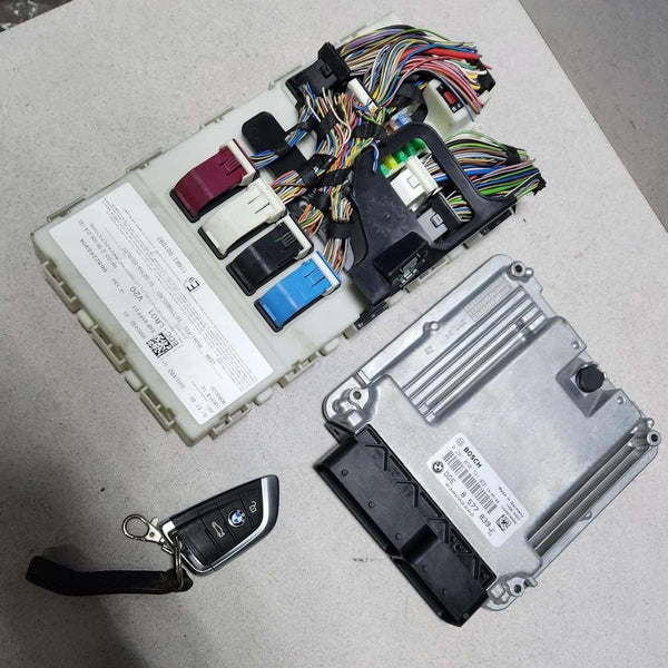 2010-2017 BMW X3 F25 30d xDrive F32 F33 430d Engine Control Unit 8577839 ECU SET