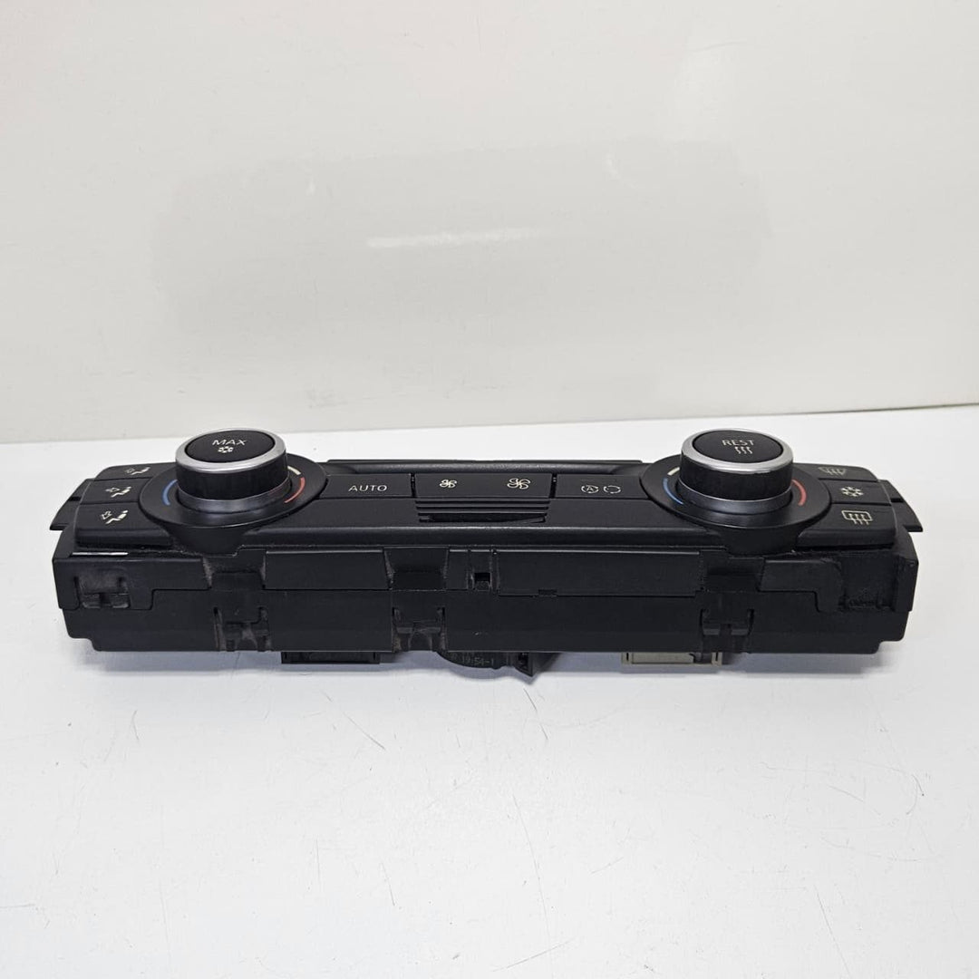 2007-2009 BMW 3 Series E90 E92 E93 328i 335i M3 Climate Control Unit 9162983