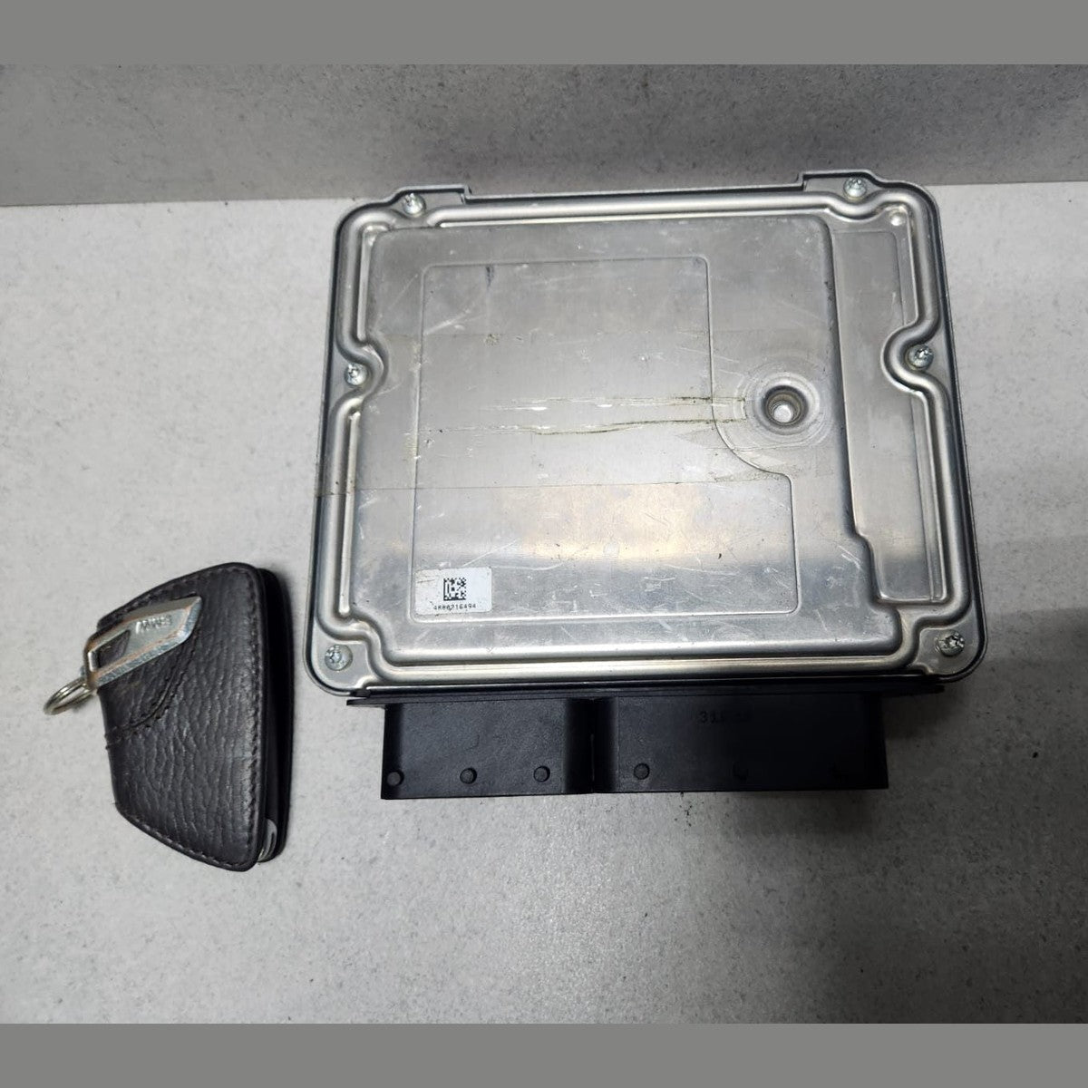 2017 BMW X1 Engine Control Unit + KEY 8596362 F20 120d F30 320d, F36 420d  B47
