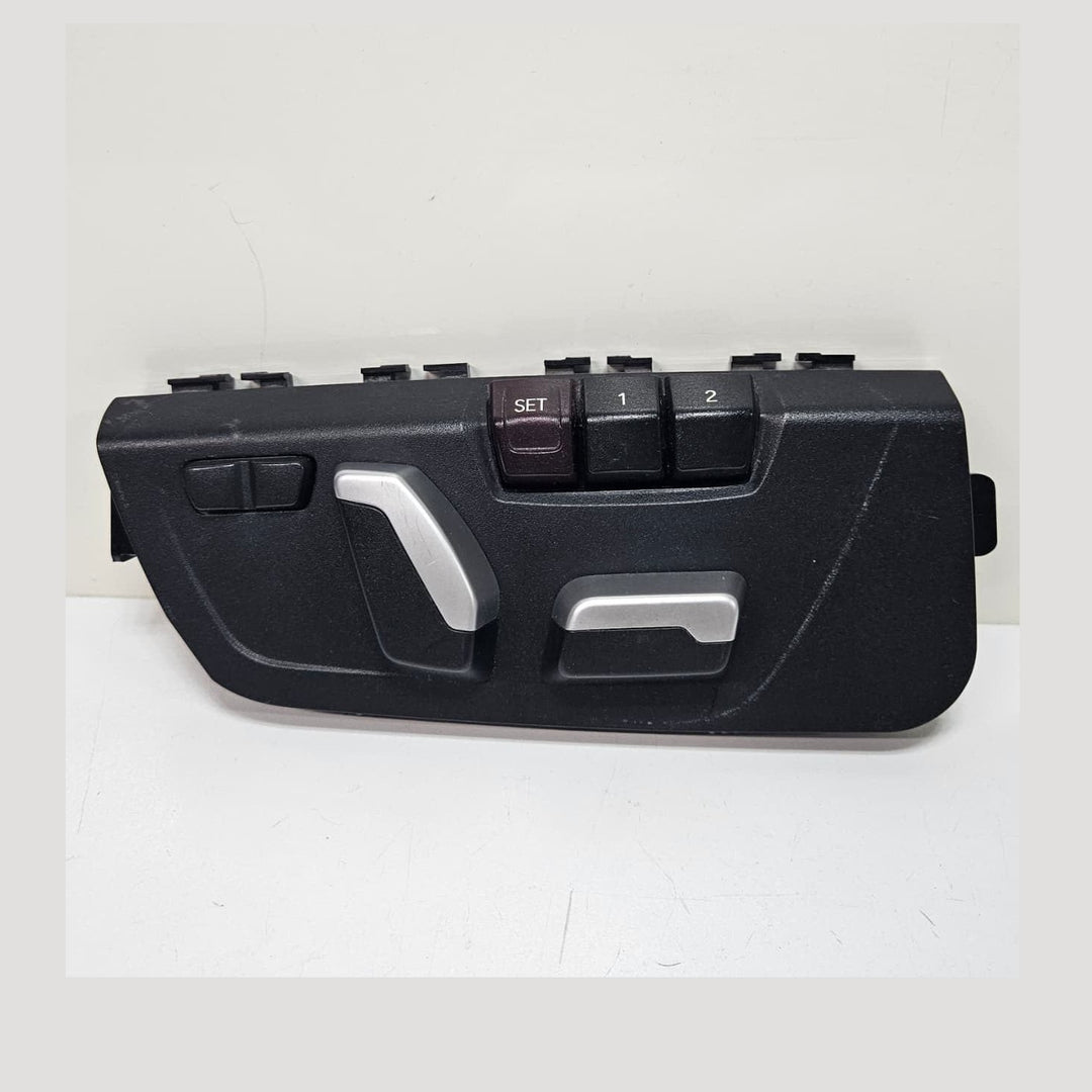 OEM BMW 4 Series F32 F33 F36 F82 Front Right Seat Adjustment Switch 9382452