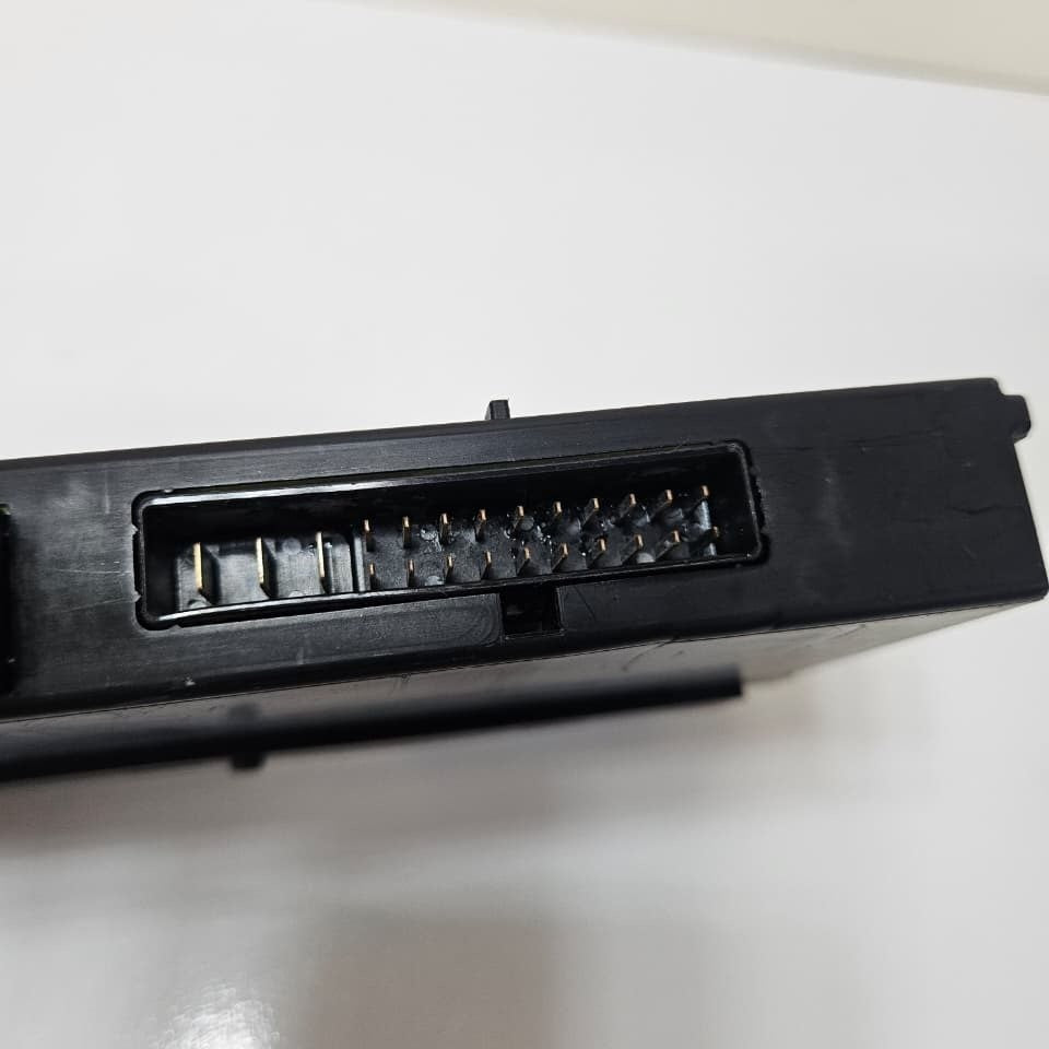 2010-2016 BMW Z4 E90 Body Control Module 9247469 OEM