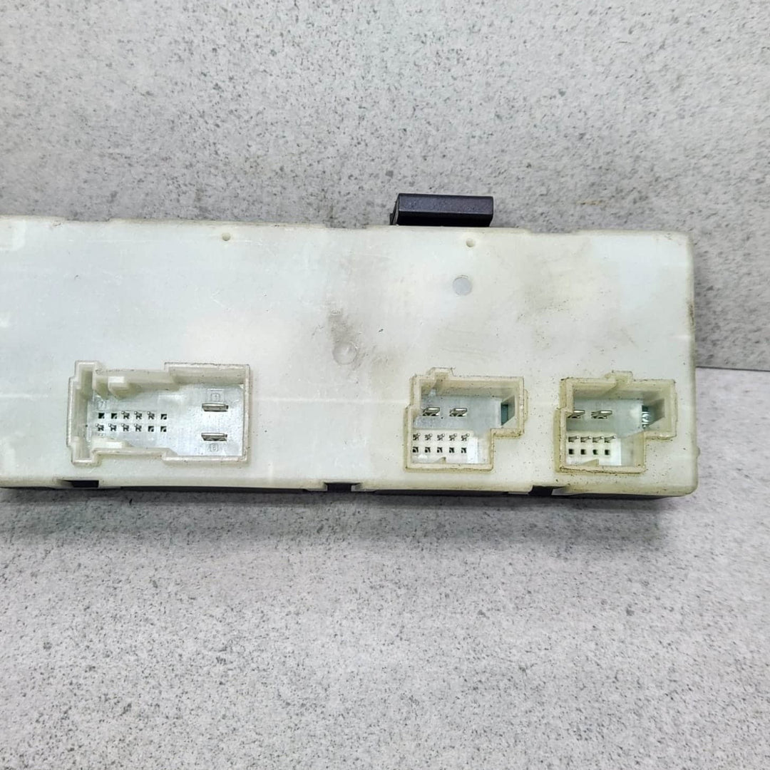 BMW 730Ld xDrive Tailgate Control Unit 7477720 7 Series G11 G12 OEM