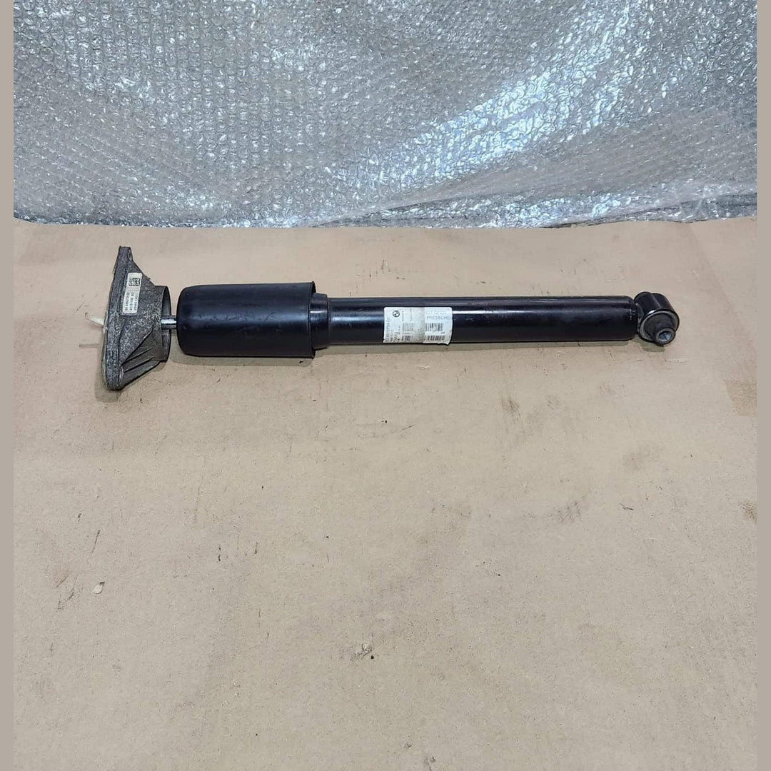 2016-2018 BMW 330e Rear Shock Absorber 6876754 330e F30 LCI 