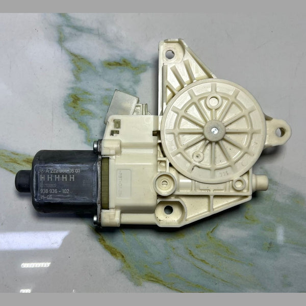 2014-2017 Mercedes-Benz S550 Rear Right Door Window Regulator Motor A2229060601