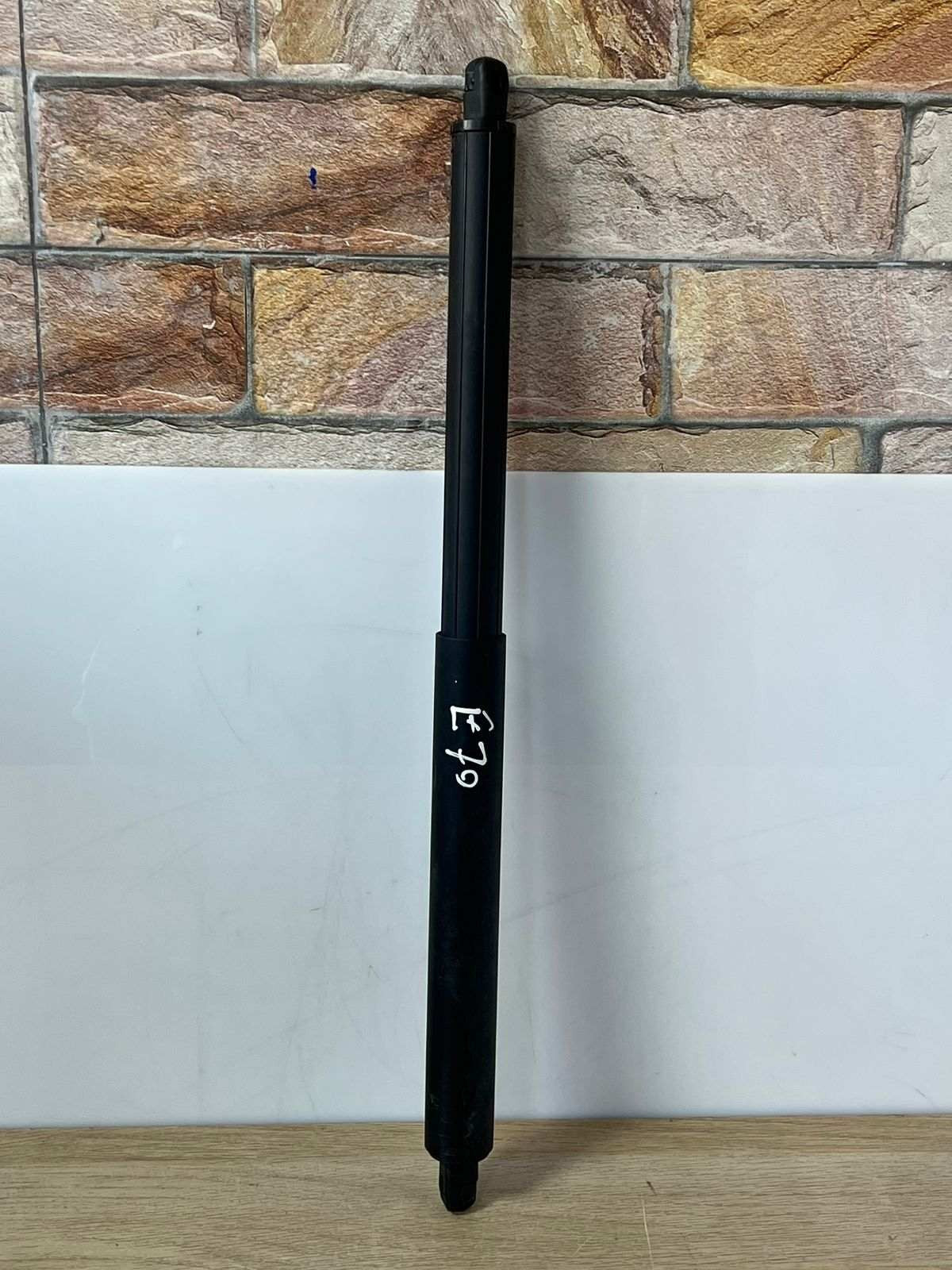  2007-2013 OEM tailgate strut for BMW X5 E70 7177283