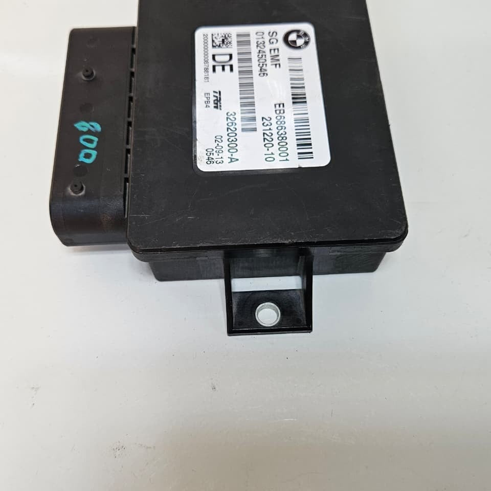 BMW 5 6 Series F10 F11 F12 F13 Parking Handbrake ECU Control Module 6863800