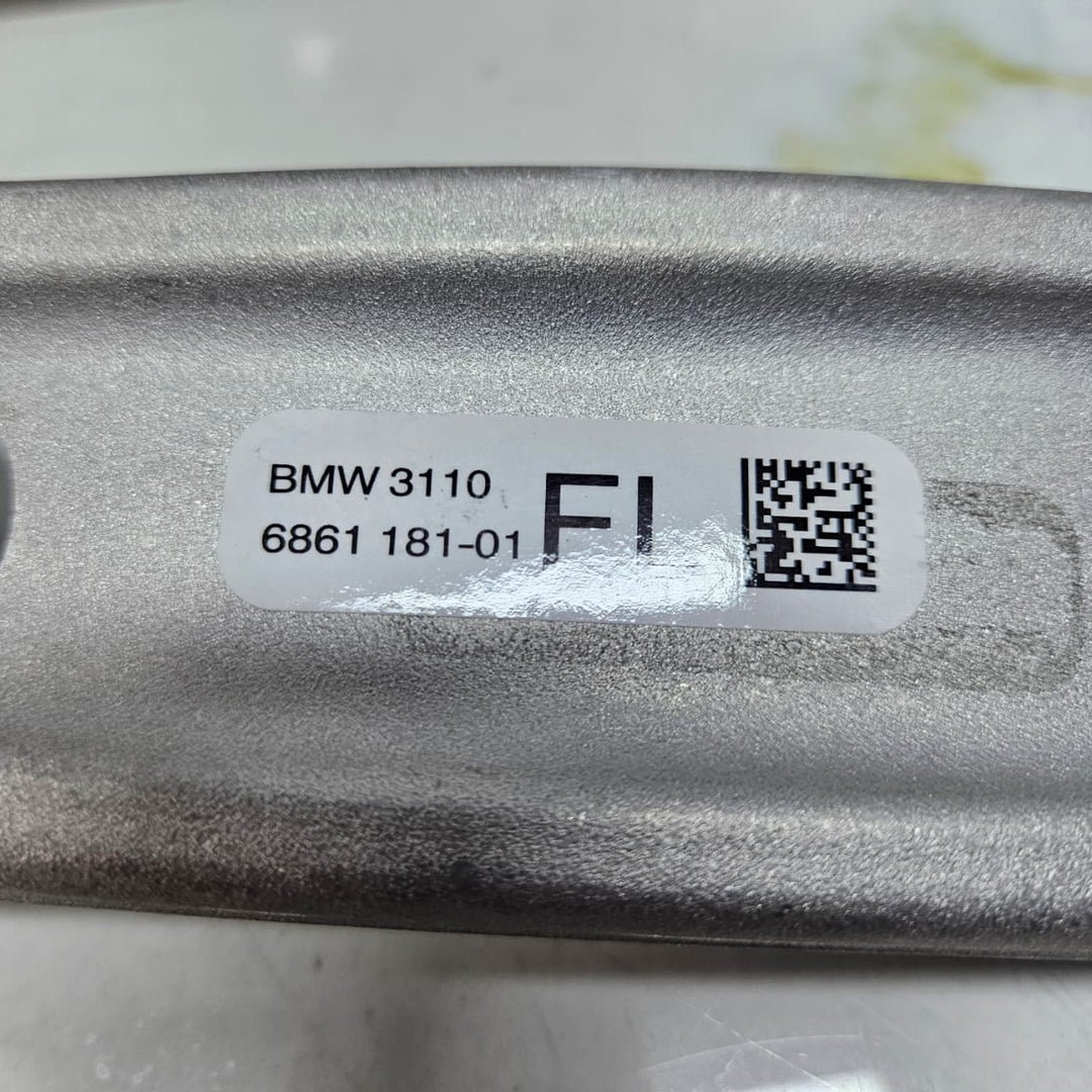 BMW 5 Series G30 Front Suspension Control Arm Front Left Lower Rubber 6861181 