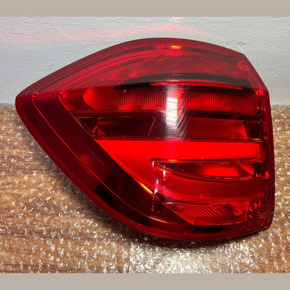 Mercedes W166 GL GLS Rear Left Side Tail Light Brake Stop Lamp A166 9067501