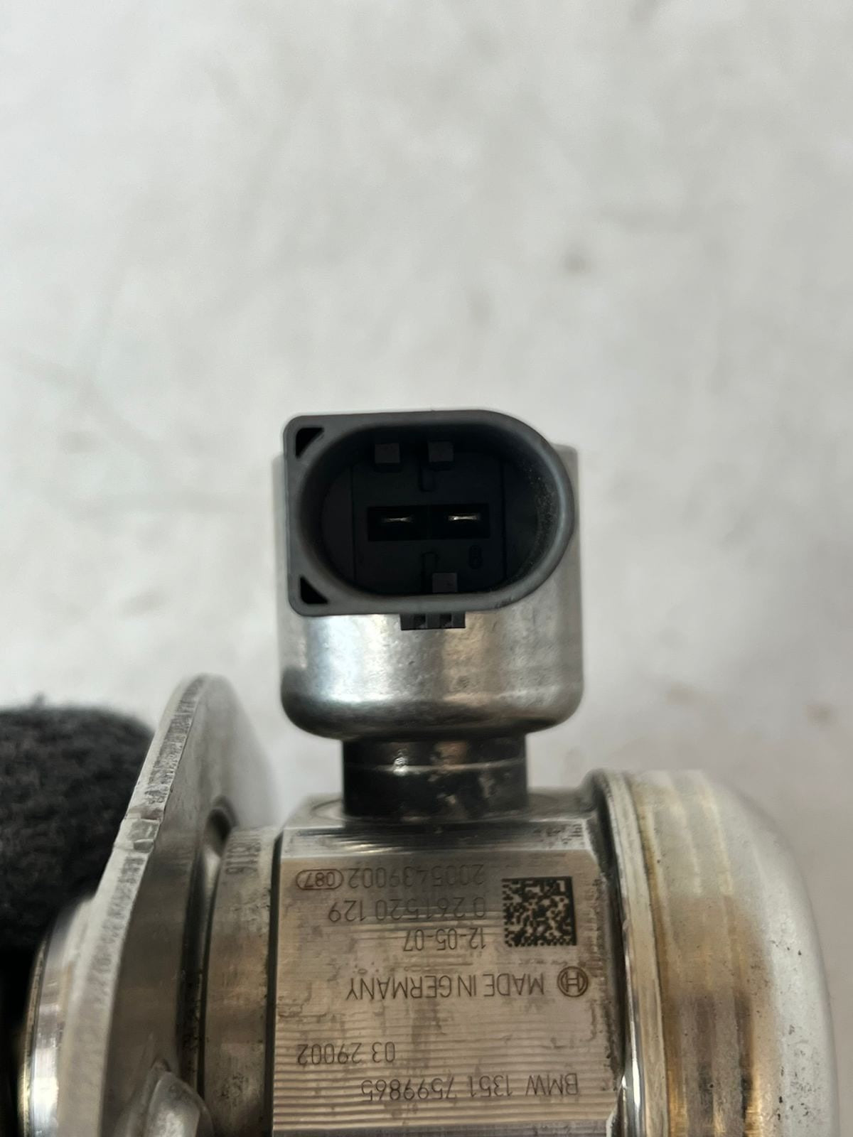 2013-2018 BMW 650i N63 X5 X6 M5 550I xDrive High Pressure Fuel Pump 7599865 OEM