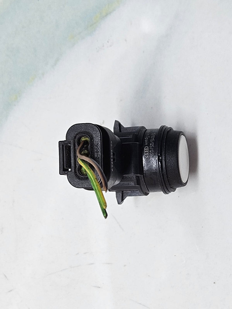 BMW F20, F22, F30, F31 Parking Sensor PDC 9261587 OEM