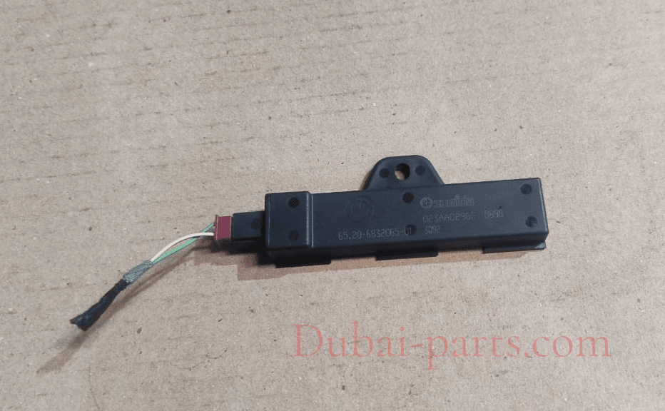 BMW F40 G20 G21 G11 G12 G15 G16 KEYLESS ENTRY COMFORT ACCESS ANTENNA- 6832065