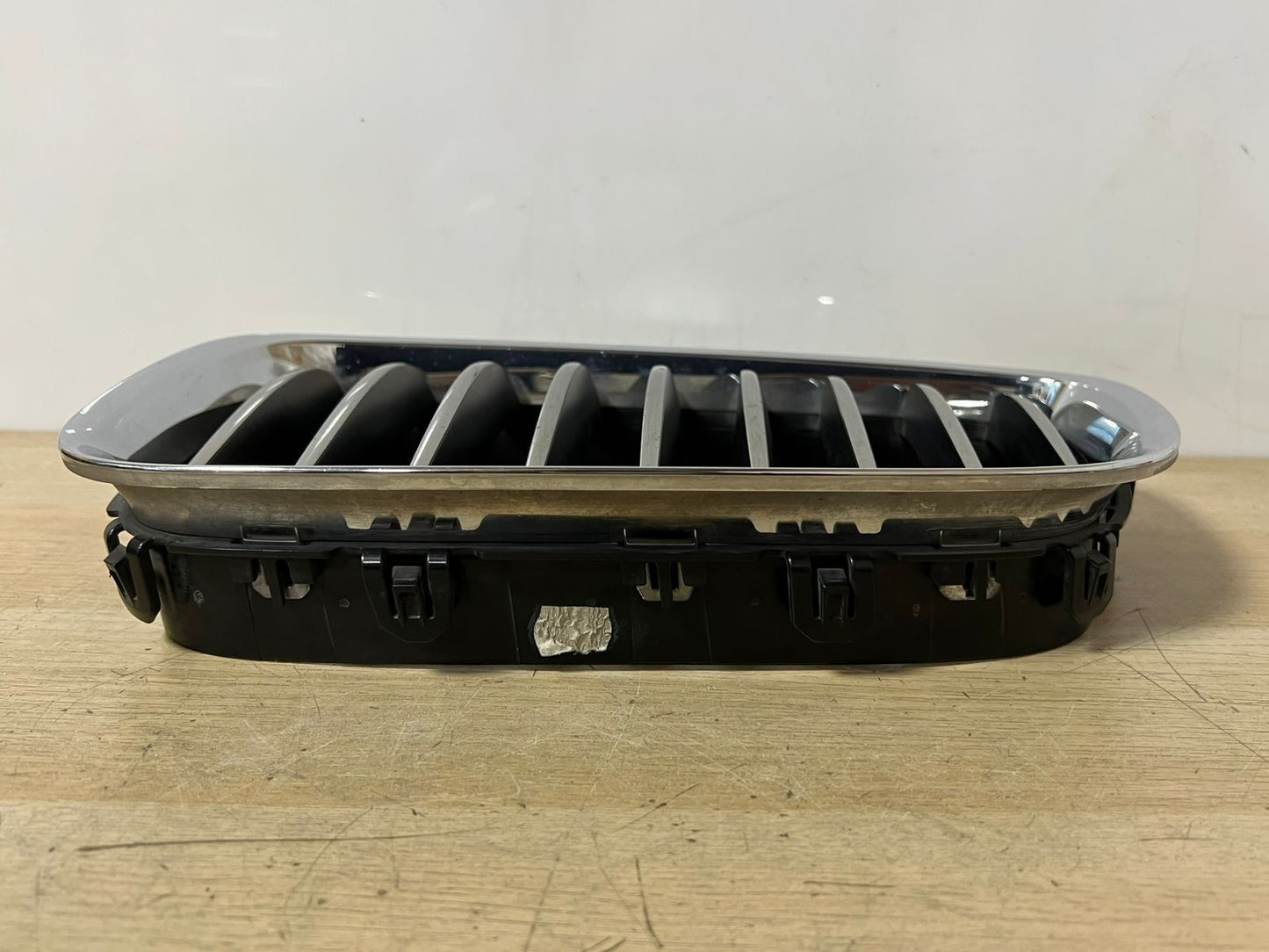 BMW 5 Series GT F07 2009 Front Left Upper Bumper Grille Trim Chrome OEM 7200169