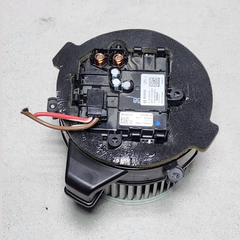 BMW 7 Electric Auxiliary Heater Front BLOWER FAN 6801525 7 Series G11 G12 RHD