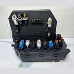 Bild in die Galerieansicht laden, Mercedes W221 S-Class Front Fuse Relay Box SAM Control A2219006001 \ A2219005801