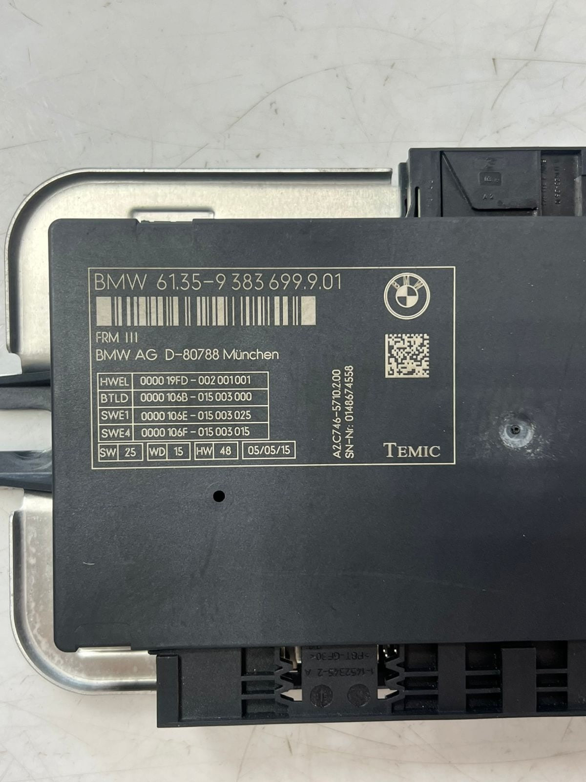 2010-2018 BMW X3 F25 X4 F26 FRM3 Footwell Light Control Module 9383699 OEM