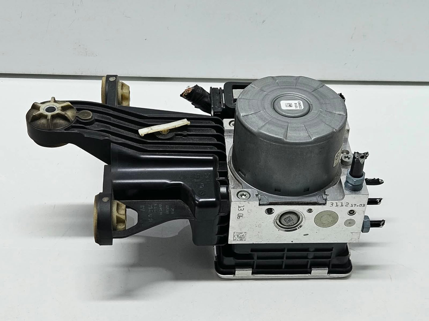1544113-2018-2024 BMW X5 G05 RHD Abs Pump Control Unit Module OEM