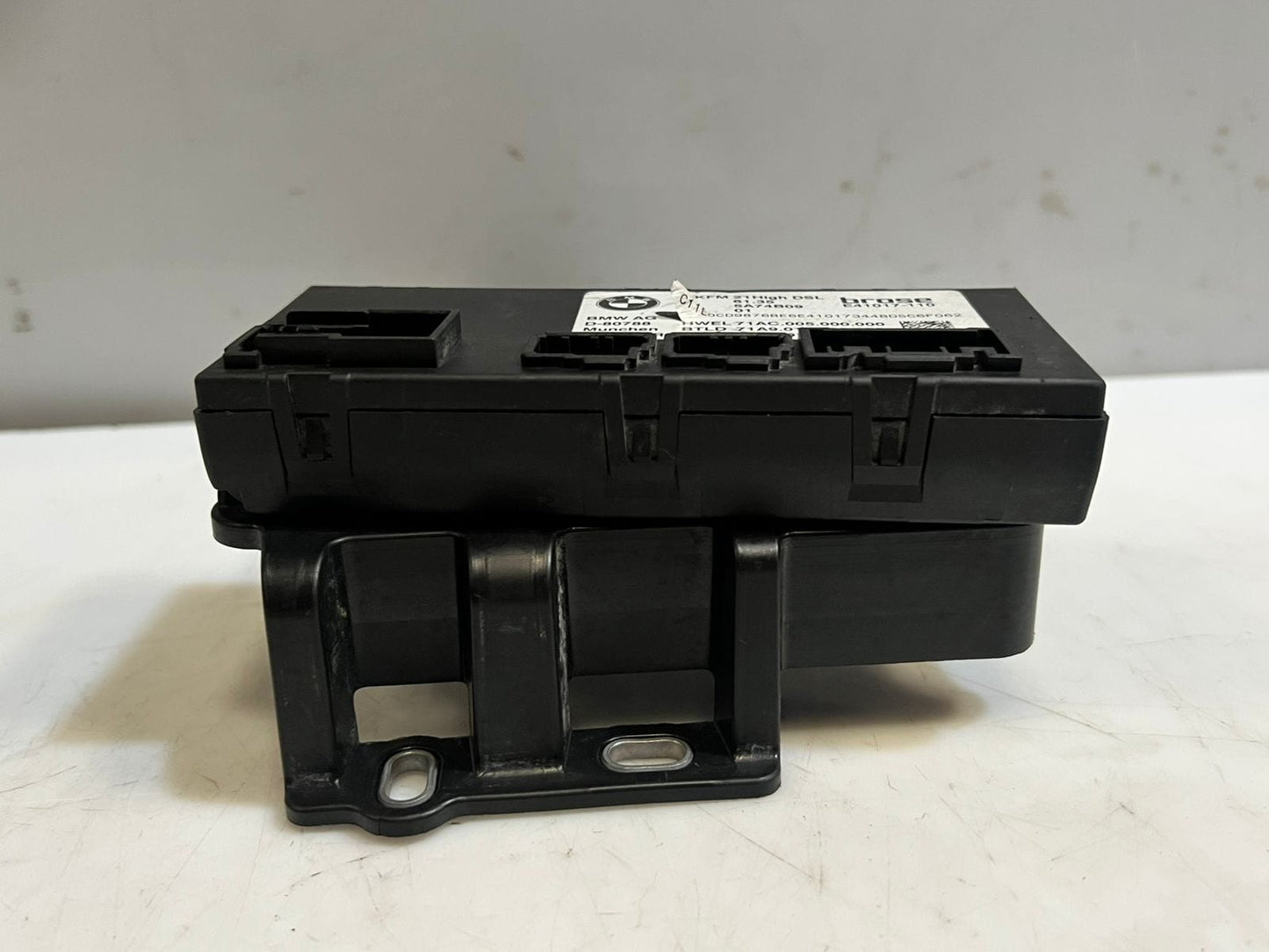 2023 BMW iX 120 Tailgate Control Unit 5A74B09 OEM