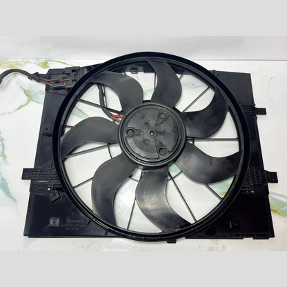 Mercedes W222 S-Class S550 S550 S63 Radiator Fan Cooling Fan Motor A099 9060612
