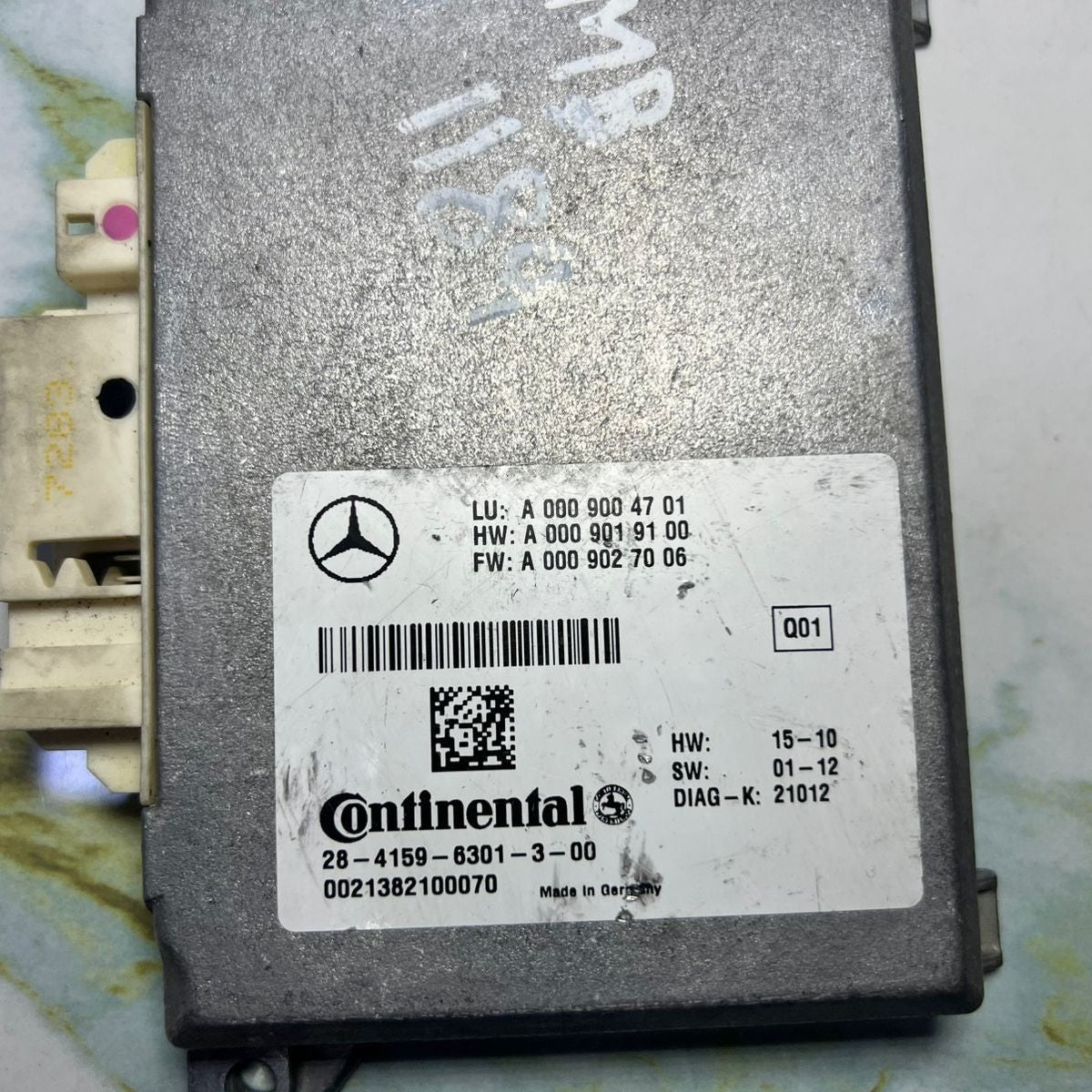 Mercedes W204 W218 CLS Parktronic Assist Parking Control Module A000 9004701 OEM