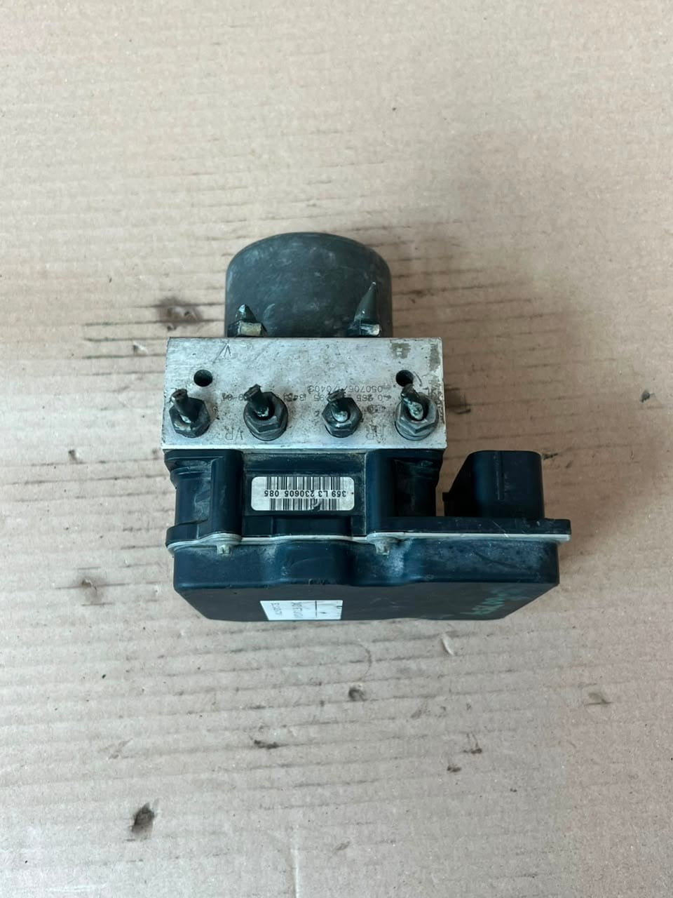 2000-2006 BMW X5 E53 Abs Pump And Control Module 6773012 OEM