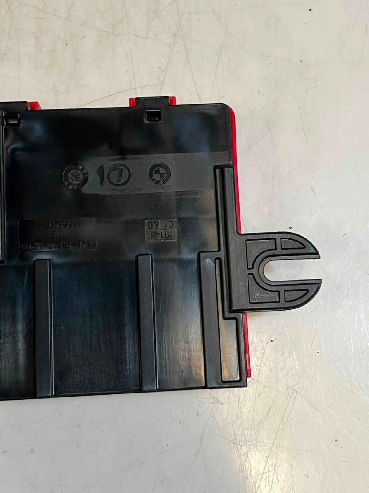 BMW G16 G11 G12 G30 G31 Power Distribution B+ Junction Terminal Module 9353742