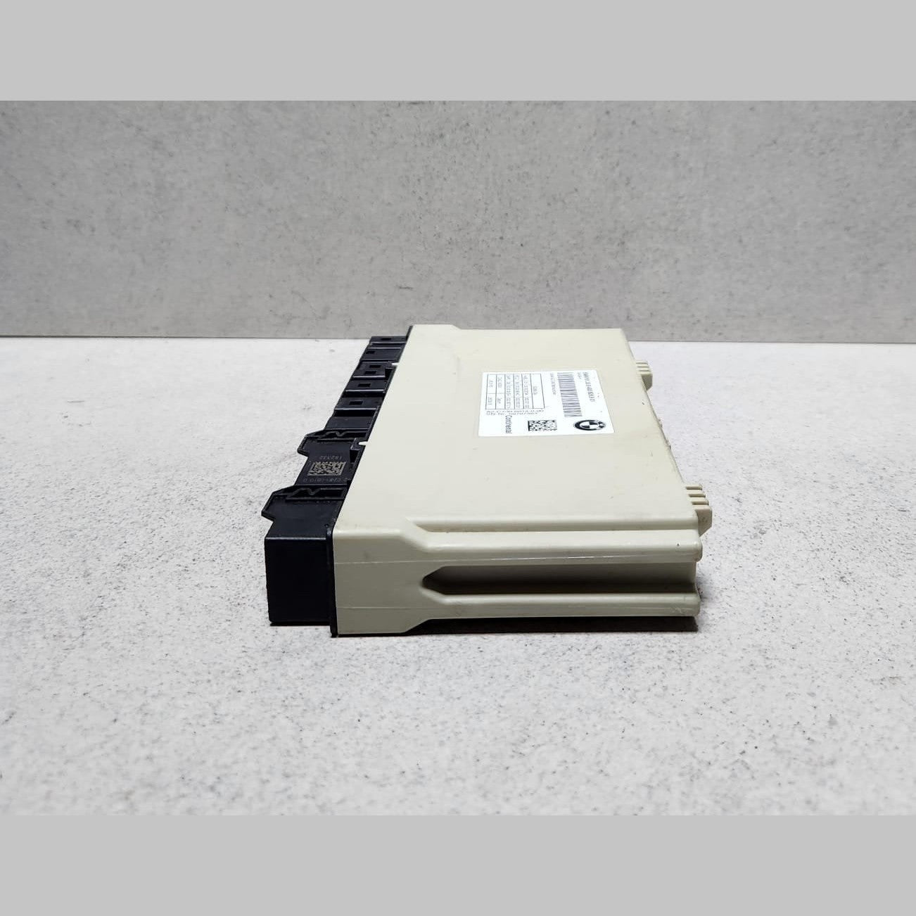 2017-2019 BMW 530i Seat Control Module 6995944 5 Series G30 G31 