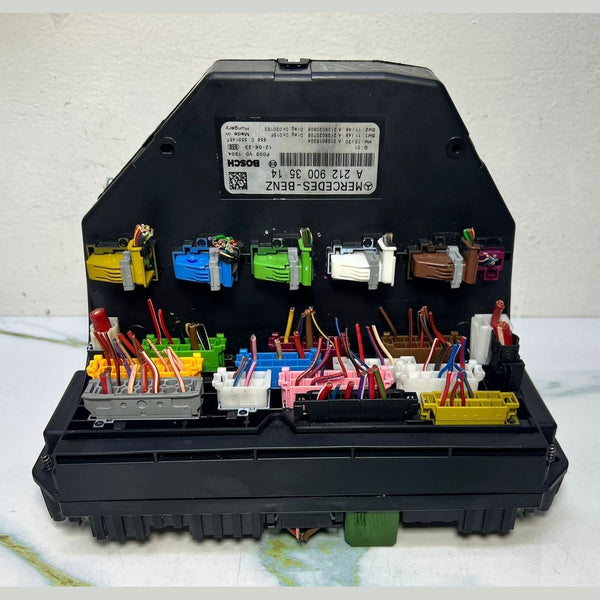 10-18 Mercedes-Benz W212 W204 Front SAM Module Relay Fuse Box A212 9003514 OEM