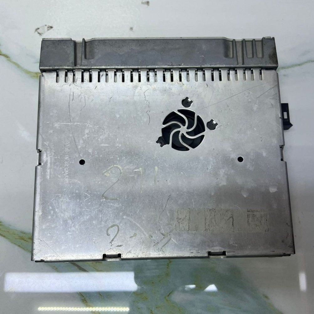 2006-2008 Mercedes-Benz W211 E-Class E350 Amplifier A211 870 69 89