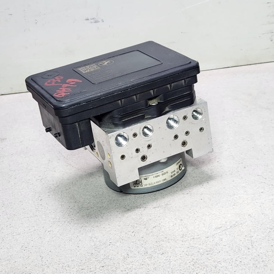 2014-2016 BMW 328i Abs Pump 6869725 F20 F21 F30 F31