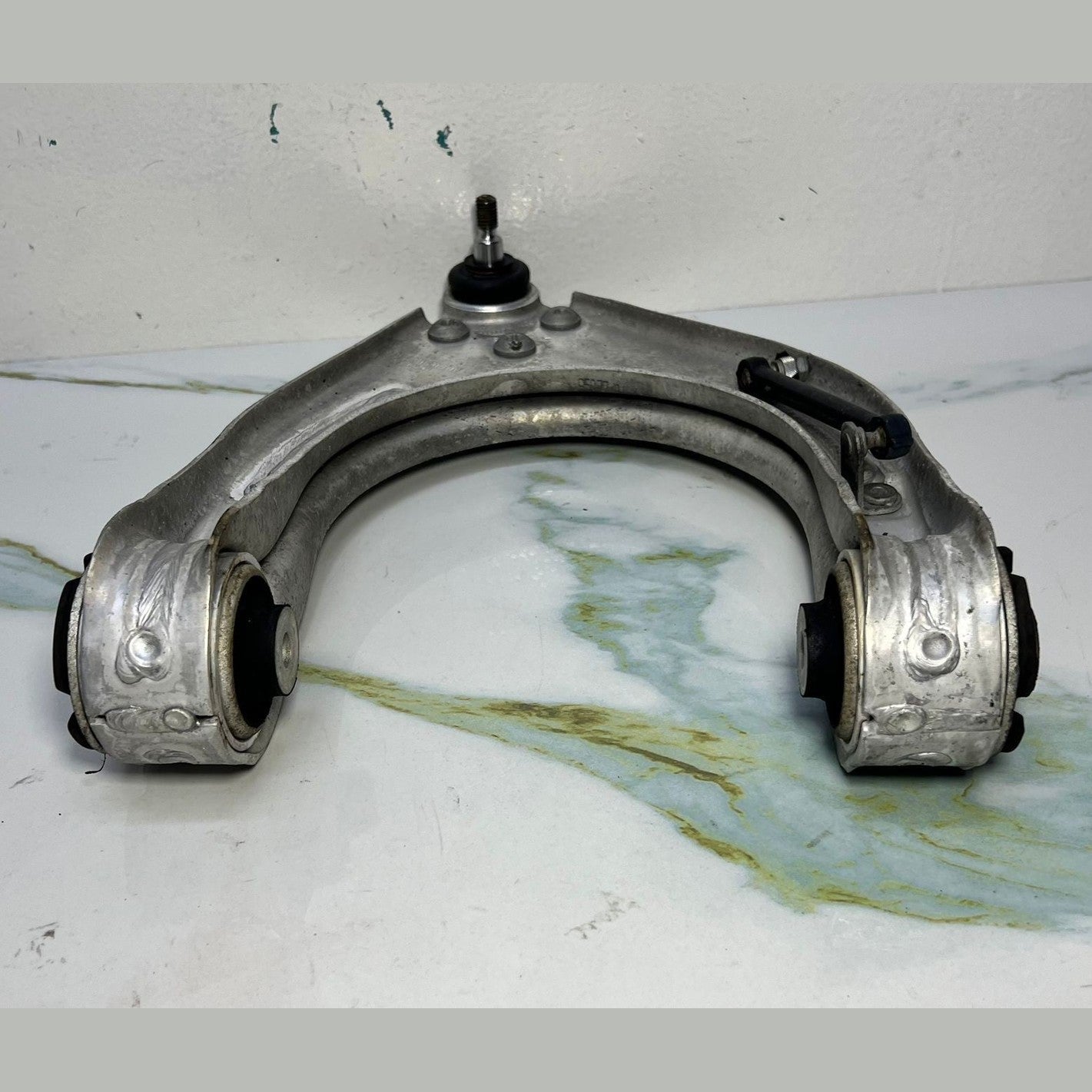 03-09 Mercedes W211 E-Class E320 Front Right Passenger Side Upper Control Arm