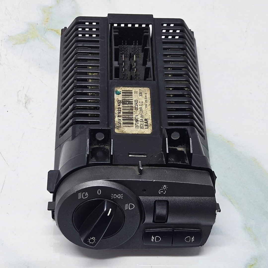 2003-2008 BMW Z4 Auto Headlight Switch 6923452 OEM
