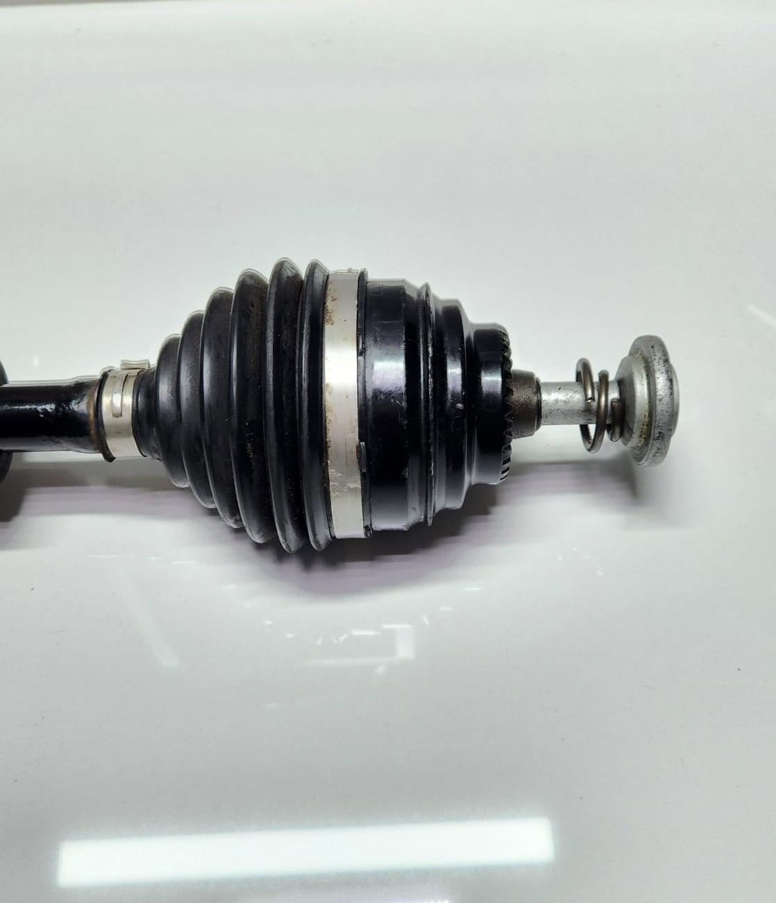 2019-2024 BMW 118i Front Drive Shaft 8681523 1 Series F40 and BMW 2 Series F44 