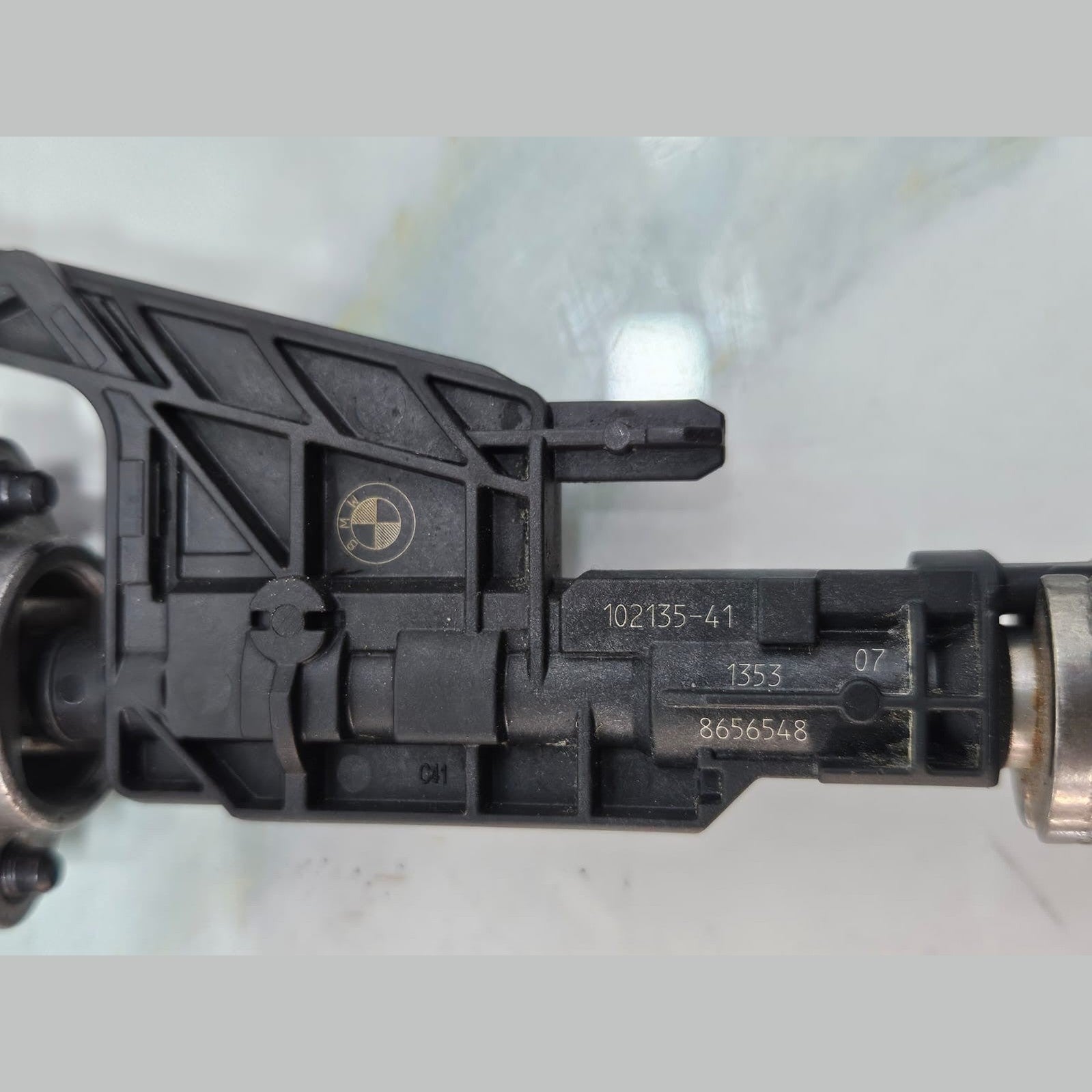 BMW Petrol Engine B46 B48 Fuel Injector Petrol High Pressure Rail 8656548 OEM 