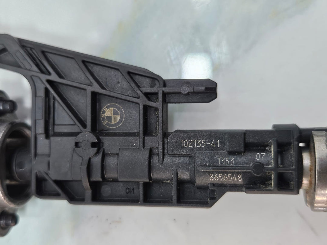 BMW Petrol Engine B46 B48 Fuel Injector Petrol High Pressure Rail 8656548 OEM 