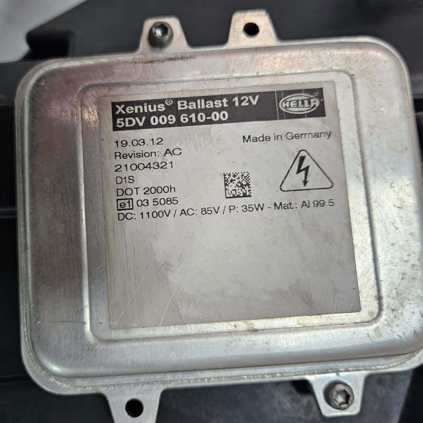 OEM 2008-2014 BMW X6 E71 Left Side Xenon Headlight ECE 7271359