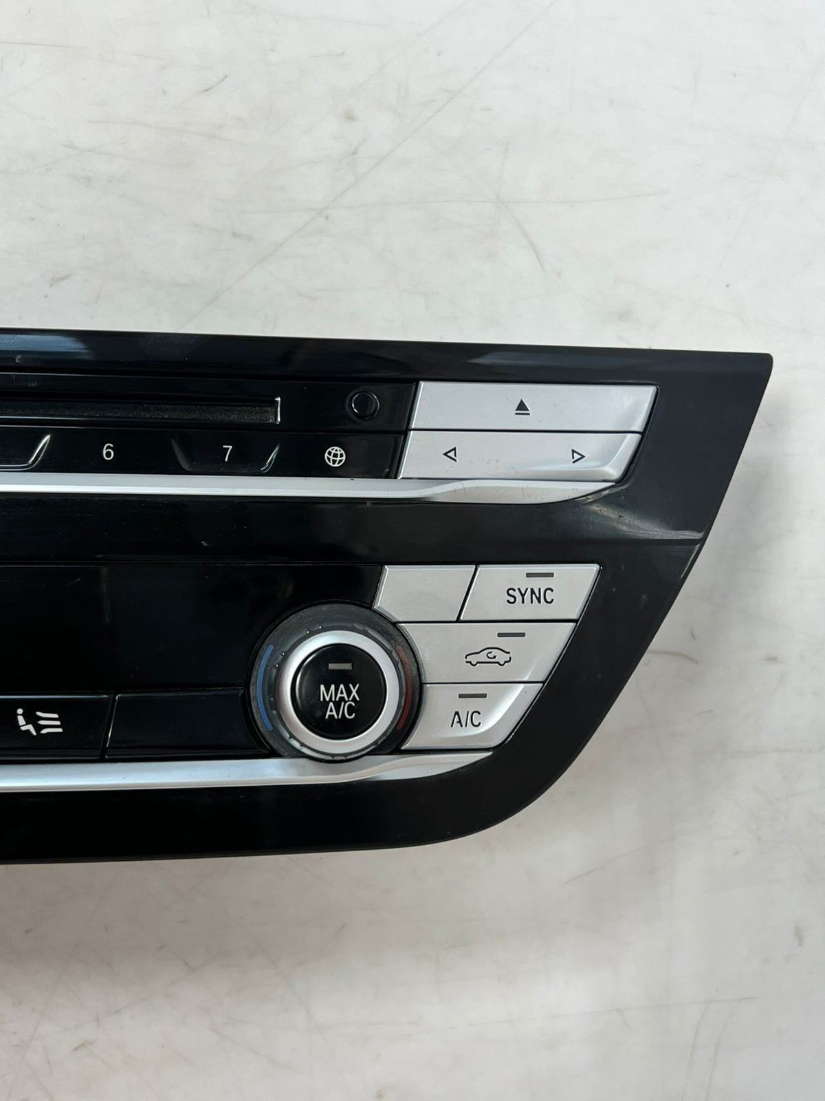 2018 BMW X3 G01 X3, G02 X4, F97 X3M, F98 X4M iX3 Climate Control Panel 7951982