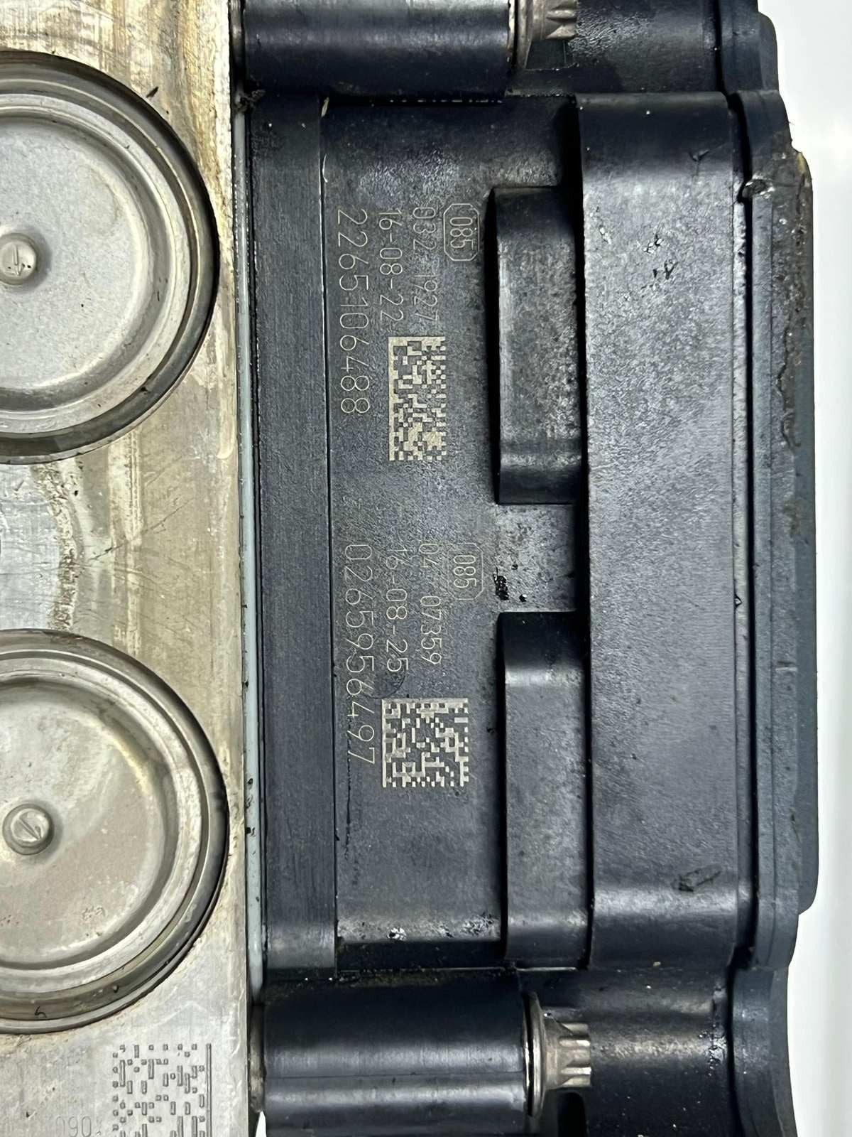 2016 BMW 528i 5 Series F10 and 6 Series F12 L6 DXC9 Abs Pump 6876908 OEM