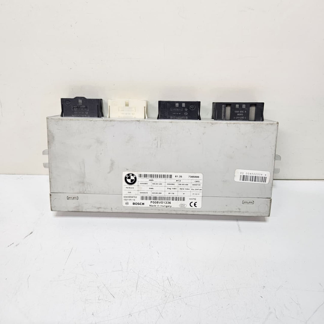 OEM BMW 5 Series F10 F11 Tailgate Control Module 7365898