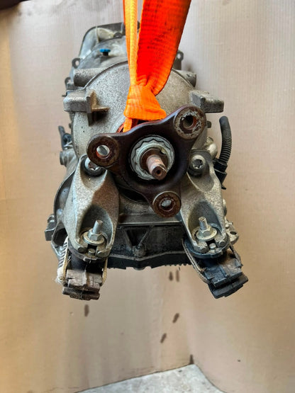 2013-2016 BMW 320i F30 Automatic Transmission Assembly 8618881 8HP45