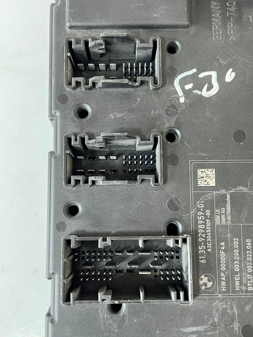BMW 3 Series F30, F31, F35 Body Control Module BCM 9298959 OEM