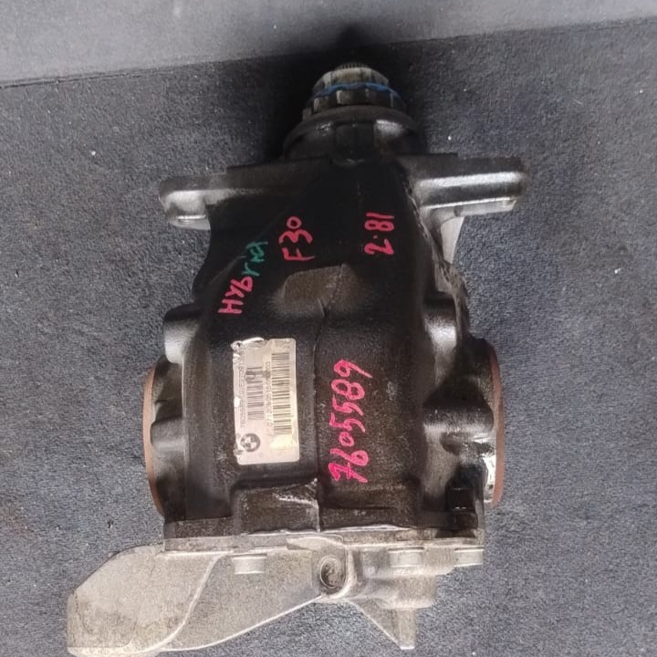 BMW F30 F31 F32 F33 F34 HINTERACHSGETRIEBE ÜBERSETZUNG 2,81 TEILENUMMER 7605589