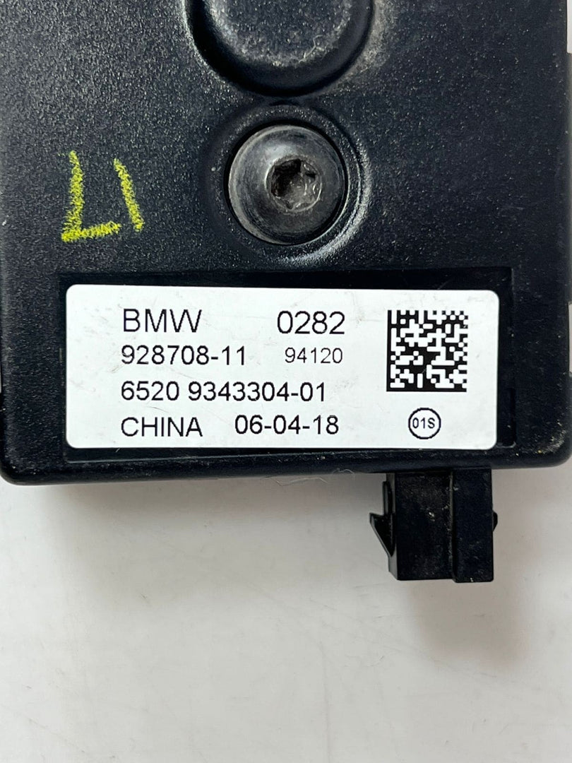 2014-2018 BMW X5 F15, F16 X6 F26 X4 Antenna Amplifier 9343304 OEM