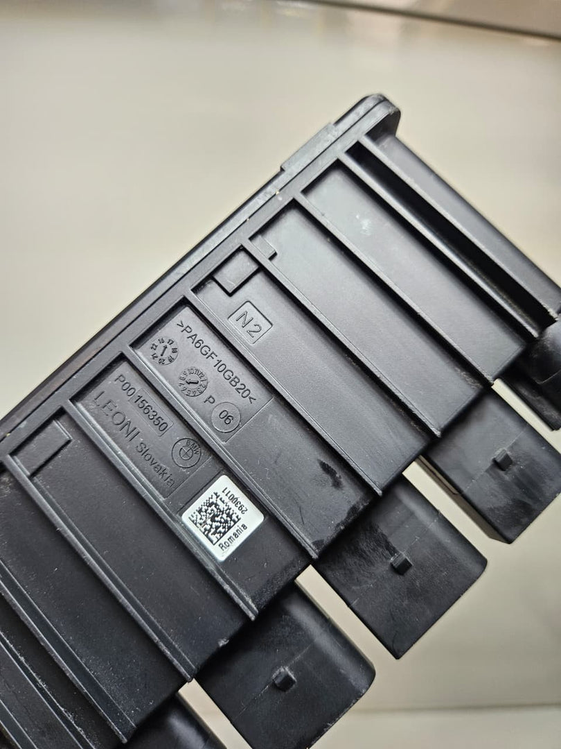 2018-2022 BMW X2 F39 OEM Integrated Power Supply Computer Module 8661071-01