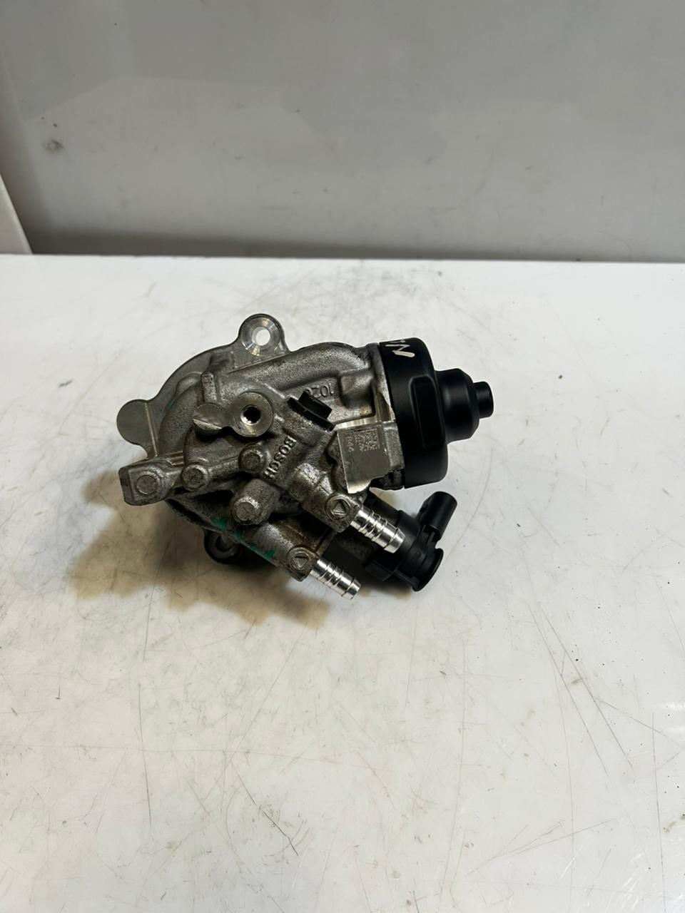 BMW 1 Series F20 F21 1.6 diesel High Pressure Fuel Injection Pump 8515058 OEM