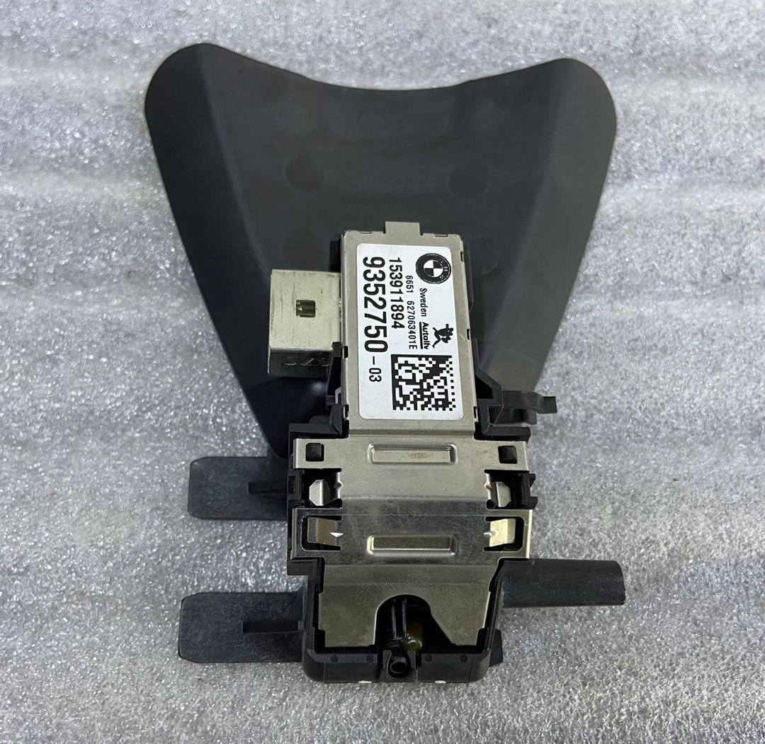 OEM BMW X6 F16 WINDSHIELD LANE DEPARTURE KEEP ASSIST CAMERA 9352750